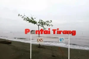 Pantai Tirang, Pesona Pantai Eksotis yang Memukau di Semarang